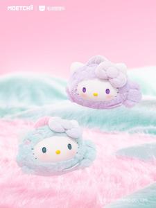 Lot de 12 boîtes en gros MOETCH Sanrios Hello-Kittyed Lucky Meeting Koi Series – Boîte mystère en vinyle et peluche, figurines de collection pour jouets et cadeaux - Product Image 5