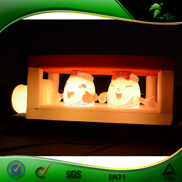 Gonflable LED Éclairage Train Noël Décoration Gonflable Adapté Aux Besoins Du Client de Voiture Modélisation Ballon