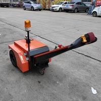Tracteur de remorquage électrique compact, capacité de traction nominale de 3500 kg, chargeur 24 V 15 A, conçu pour la manutention de matériaux en atelier