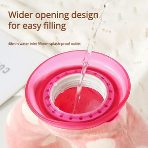 Nouveaux cadeaux promotionnels en PVC peluche, bouteille d'eau chaude 3D en forme de U à suspendre au cou, 900 ml, avec housse <span class=keywords><strong>pour</strong></span> les douleurs au cou et aux épaules - Product Image 4