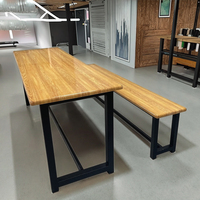 Ensemble table et chaises de restauration rapide moderne personnalisable, moulage par flexion, fibre de verre durable, imitation bois, finition grainée