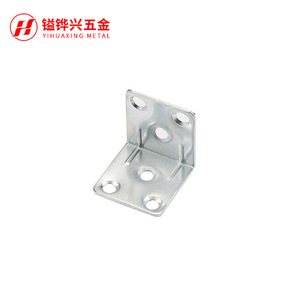 Support en métal en forme de L Yihuaxing 29x30x30x1.2mm, connecteurs d'angle en fer durable pour bureau - Product Image 2