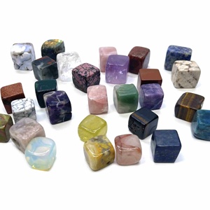 Bán buôn tự nhiên rượu vang Ice <span class=keywords><strong>Cube</strong></span> tinh thể thạch anh Cubes cho quà tặng - Product Image 1