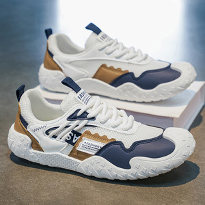 Zapatillas deportivas informales versátiles para hombre, con superficie de malla transpirable y diseño exclusivo, ligeras, deportivas, de suela blanda y a la moda. - Product Image 2