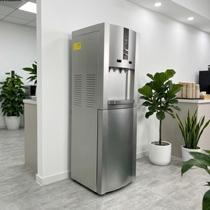 <span class=keywords><strong>Fontaine</strong></span> <span class=keywords><strong>à</strong></span> <span class=keywords><strong>eau</strong></span> électrique fabriquée en Chine, distributeur d'<span class=keywords><strong>eau</strong></span> chaude et froide, armoire <span class=keywords><strong>réfrigérée</strong></span> sur pied, <span class=keywords><strong>fontaine</strong></span> <span class=keywords><strong>à</strong></span> <span class=keywords><strong>eau</strong></span> potable en plastique - Product Image 6