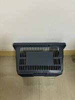 Panier à provisions en plastique de supermarché 28L avec poignées Paniers à provisions en plastique durables de poignée