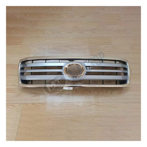 Applicable aux grilles avant des modèles Land Cruiser LC100 et FJ100 de 2002 à 2007. - Product Image 2
