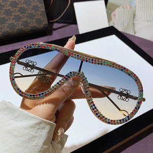 Übergroße Metall <span class=keywords><strong>Pilot</strong></span> Diamant Sonnenbrille Frauen Marken designer Sonnenbrille Vintage Big Frame One Piece Crystal Shades weiblich - Product Image 5
