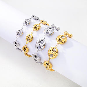 Venta al por mayor de joyería de moda de acero inoxidable sin deslustre 18K chapado en oro nariz de cerdo grano de café gargantilla cadena collar pulsera conjuntos - Product Image 5