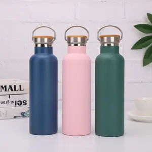 0.5L BPA ücretsiz bambu ahşap kapak yalıtımlı paslanmaz çelik su şişesi çift duvar spor tarzı için kapak ile Fitness Drinkware