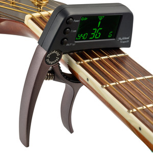 Chuyên Nghiệp Clip-On Guitar <span class=keywords><strong>Tuner</strong></span> & Capo <span class=keywords><strong>2</strong></span> Trong <span class=keywords><strong>1</strong></span> Kỹ Thuật Số Điện Tử Chromatic <span class=keywords><strong>Tuner</strong></span> Cho Acoustic Guitar Điện Độ Chính Xác Nhanh Chóng - Product Image 3