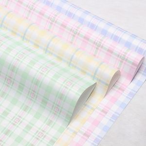 Papier d'emballage BOPP imperméable à l'eau de style coréen à carreaux bicolores, papier pour bouquet de fleurs et cadeaux, pour Noël - Product Image 3