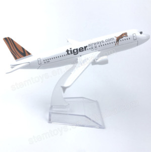 Modèle d'avion 16cm en métal Singapore Tigerair Airways A320 Modèle d'avion moulé sous pression <span class=keywords><strong>Airbus</strong></span> Boeing 320 Aviation Souvenir Toy Made Alloy - Product Image 2