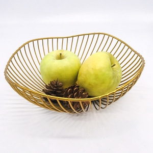 Panier de rangement classique rond en métal pour la maison, en fil de fer doré, écologique, pour légumes et fruits - Product Image 1