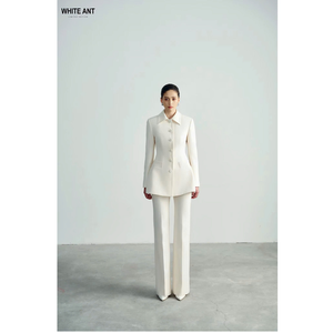 Traje de Blazer Elegante para Mujer, Etiqueta Personalizada, Chaqueta Camisa Amity, Tejido de Rayón y Elastano, Papel de Envolver, Whiteant Vietnam - Product Image 1