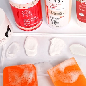 Marque privée Savon fait à la main blanchissant biologique Barre de savon à l'acide kojique Sérum <span class=keywords><strong>Lotion</strong></span> Nettoyant pour le <span class=keywords><strong>visage</strong></span> Ensemble de soins de la peau - Product Image 2
