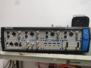 Analyseur audio APx555 série B, générateur sinusoïdal haute performance, mesure THD+N 2 canaux pour tests en laboratoire - Product Image 1