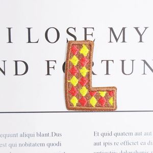 Patch brodé lettre en sergé coloré et mignon de 3 cm, thermocollant, pour vêtements d'enfants et décoration de sacs - Product Image 5