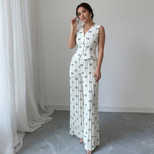 Conjunto de Traje de Dos Piezas Ligero Personalizado para Mujer, Pantalón con Estampado de Lazo Negro, Traje para Dama - Product Image 1