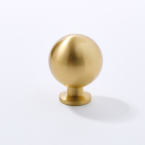 真鍮製キッチン引き出しプルノブ家具金物キャビネットドアハンドルの製造カスタマイズ - Product Image 2