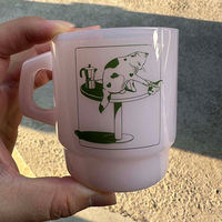 Elegante weiße beige rosa grün gefärbte Jade Trinkbecher Glas Kaffeetasse mit Griff