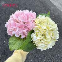 Bunga Hydrangea Kuning Muda DC112 Sentuhan Asli Buatan untuk Dekorasi Rumah, Pernikahan, dan Acara