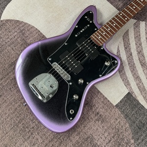 Nueva <span class=keywords><strong>Guitarra</strong></span> Eléctrica Profesional II Jazzmast, Diapasón de Madera de Tilo, Cuerpo de Caoba, Pastillas HH, Acabado Brillante, Personalizada en Color Morado - Product Image 5