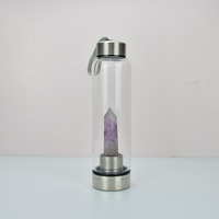 Bouteille d'eau en cristal de pierre précieuse infusée d'améthyste sacrée, en verre borosilicate, avec pierres de gravier de rose naturelle, 500 ml, vente en gros, 2025