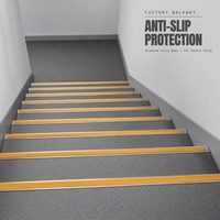 Profilé de marche d'escalier en aluminium sur mesure avec insert en PVC pour la protection des bords des marches en béton, marbre, granit – Commande en gros