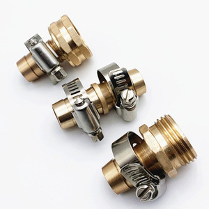 Connecteur de réparation de tuyau de jardin en aluminium de 5/8 pouces, type barbelé, avec pince en acier inoxydable pour fixation de tuyau d'arrosage - Product Image 1