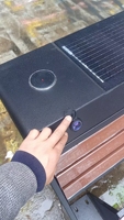 Banc solaire intelligent d'extérieur en acier inoxydable, avec chargeur USB sans fil et haut-parleur Bluetooth intégré