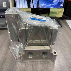 Vanne solénoïde d'origine SMC VP4150-105G - Product Image 2