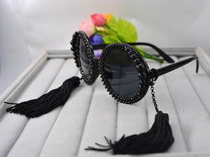 Lunettes de soleil Vintage pour femmes, en forme ronde, amusantes, avec chaîne et pompon, personnalisées, nouvelle collection, - Product Image 4