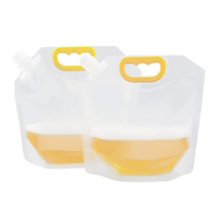 Logo personnalisé Sac pochette à bec en plastique transparent pour boisson Sac à grains de détergent Poignée transparente pour lessive liquide Sac à bière de grand calibre