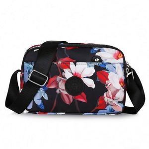 Sac à bandoulière pour femme en nylon Oxford imperméable, sac minimaliste à porter en bandoulière, sac de poitrine pour femme, vente chaude - Product Image 4