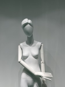 Maniquí <span class=keywords><strong>de</strong></span> cuerpo completo <span class=keywords><strong>de</strong></span> fibra <span class=keywords><strong>de</strong></span> vidrio, maniquí delgado <span class=keywords><strong>de</strong></span> pie alto para exhibición <span class=keywords><strong>de</strong></span> <span class=keywords><strong>ropa</strong></span> <span class=keywords><strong>de</strong></span> <span class=keywords><strong>mujer</strong></span>, recién llegados, maniquí asiático <span class=keywords><strong>de</strong></span> Europa - Product Image 3