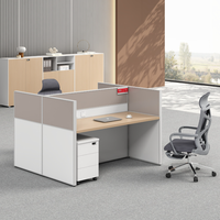 Ensemble de Postes de Travail de Bureau Minimaliste pour Employés : Bureau en Croix, Chaise, Paravents, Rangement et Gestion des Câbles pour 4-6 Personnes