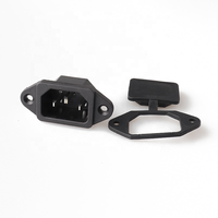 LZ-14-1 IEC-Steckverbinder AC 250V 10A 3-fach Stecker mit Buchse aus Nylonmaterial Industrielle Elektrische Anschlussdose