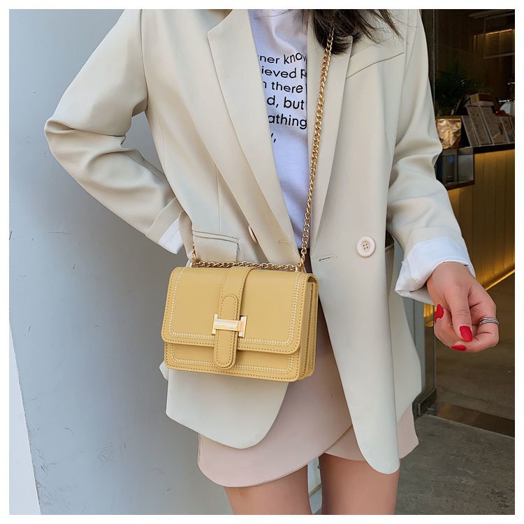 hanging ladies bag