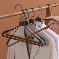 Vente en gros Cintre de luxe en métal pour veste de costume pour hommes cintres d'hôtel
