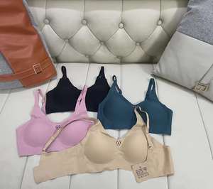 Nouveau design Soutien-gorge creux amovible pour femmes Yoga Soutien-gorge sans fil pour dormir découpé au laser Soutien-gorge sans couture pour femmes - Product Image 1