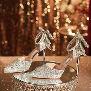 Zapatos de Tacón Alto para Novia, con Punta en Pico, Tacón de Aguja, Brillantina Plateada, Correa en el Tobillo, Pedrería, Zapatos de Boda para Mujer - Product Image 1