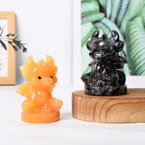 Vente en gros de sculptures de dragons assis en matériaux variés pour la décoration de cristaux - Product Image 5