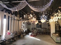 Fournitures de décoration de fête de luxe, décoration de plafond de mariage, pendentifs lumineux, lustres suspendus au plafond