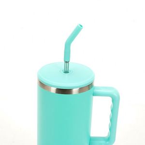 แก้วน้ำสแตนเลสสุญญากาศแบบกำหนดเองขนาด 40 ออนซ์ ผนังสองชั้น พร้อมหูจับ ฝาปิด และหลอด - Product Image 4