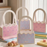 Panier de fleurs pour la Journée des enfants, en carton, boîte rectangulaire portable, à carreaux, pour collations, arrangement floral fait main, cadeau DIY