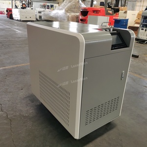 Machine de nettoyage laser industrielle : Nettoyeur et découpeur laser à fibre LserMen-2000C avec source Raycus - Product Image 2