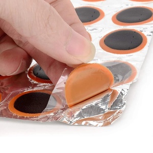 Kit de réparation de pneus de vélo 48 pièces, patchs de réparation de crevaison autocollants pour chambre à air de vélo - Product Image 3