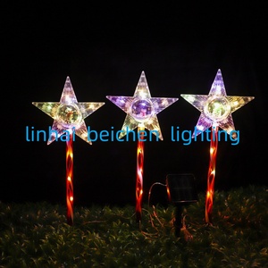 Lumière solaire <span class=keywords><strong>de</strong></span> Noël IP44 étanche, étoile colorée à piquer pour jardin extérieur avec 8 modes pour la décoration <span class=keywords><strong>de</strong></span> chemin - Product Image 2