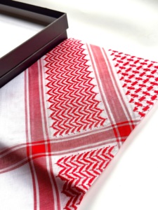 Keffiyeh Shemagh arabe en coton pur de haute qualité - un choix premium pour les vêtements - Product Image 3